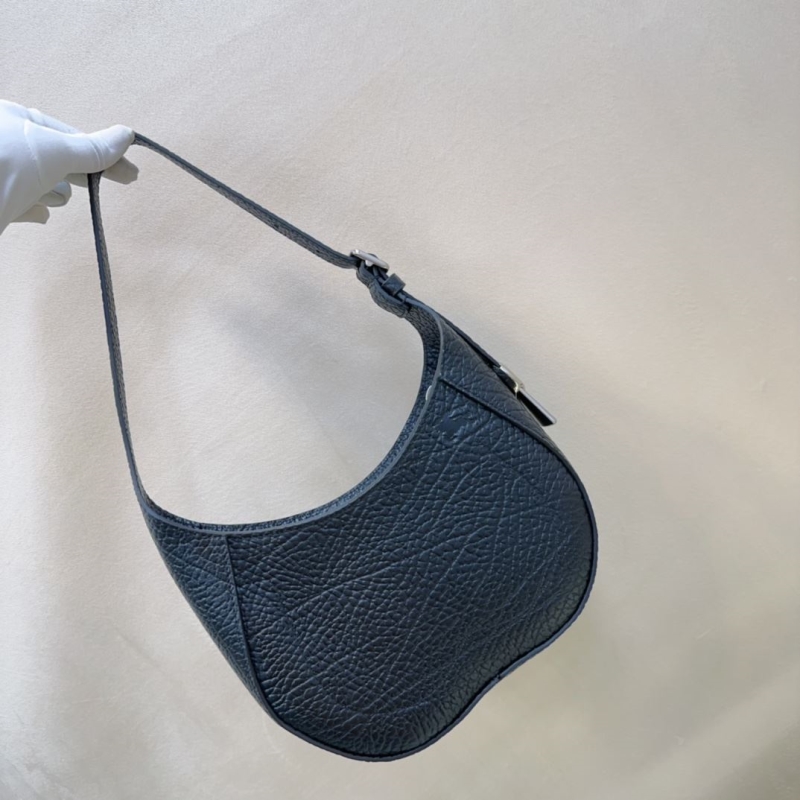 B**rry top handle bags